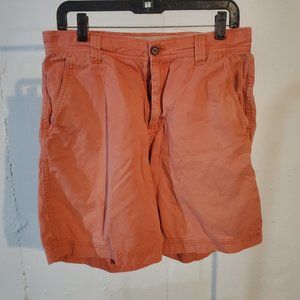 Izod Size 32 Salmon Men's Cargo Shorts